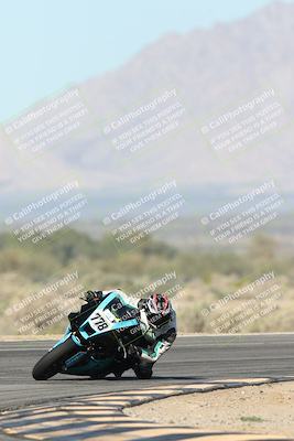 media/Jan-15-2026-Racers Edge (Thu) [[dfebeb70ab]]/2-A Group/Session 3 (Turn 16)/